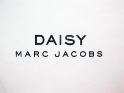 Daisy marc jacobs
