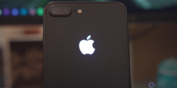 Iphone 7 glowing apple