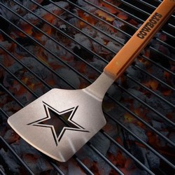 Spatulas with sports