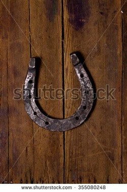 Upside down horseshoe
